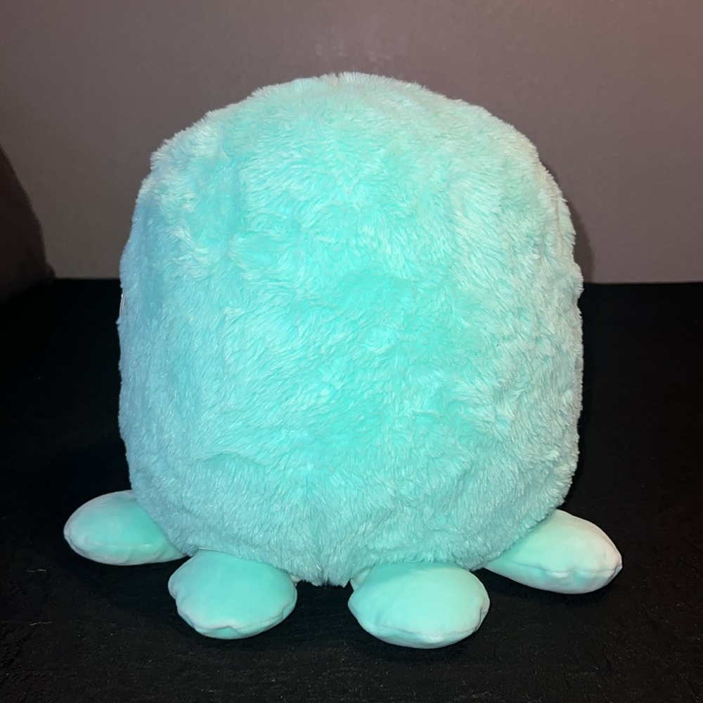 Squishmallows Ophelia The Octopus 12" Fuzzamallow Plush, FLOWER Green Belly RARE - Picture 2 of 14